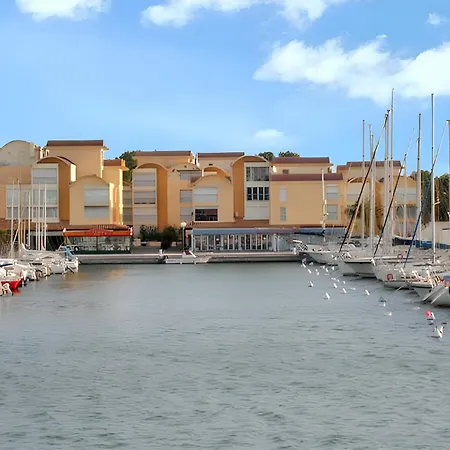 Gruissan: Cozy 1-bedroom With Shared Pool And Proximity *